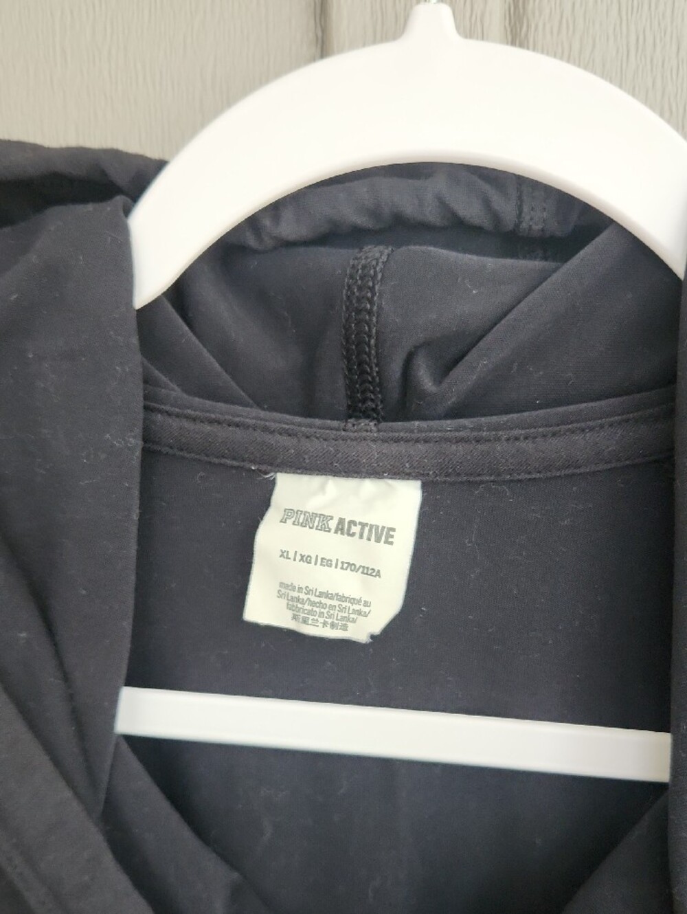 PINK Active Logo Black Hoodie XL - Picture 3 of 6